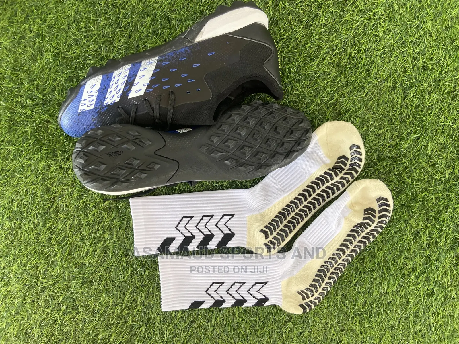 Original Training Gym Boot With Grip Socks at Cool Price