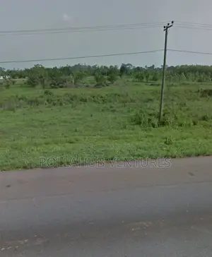 4 Plots at Asankare on Kumasi - Accra Highways
