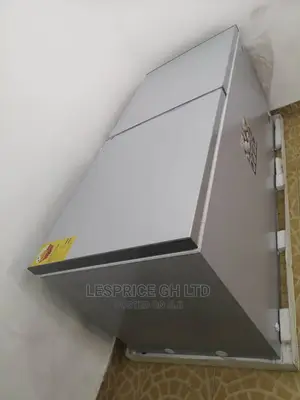 Perfect New Pearl Chest Freezer 708L
