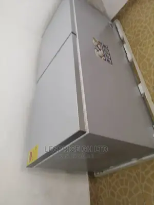 Designed Pearl Chest Freezer 708L