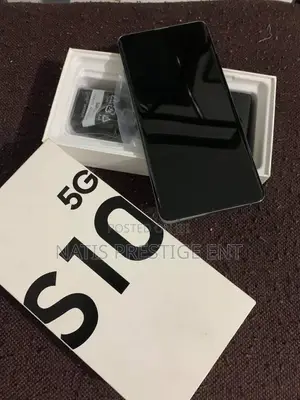 New Samsung Galaxy S10 5G 256 GB Black
