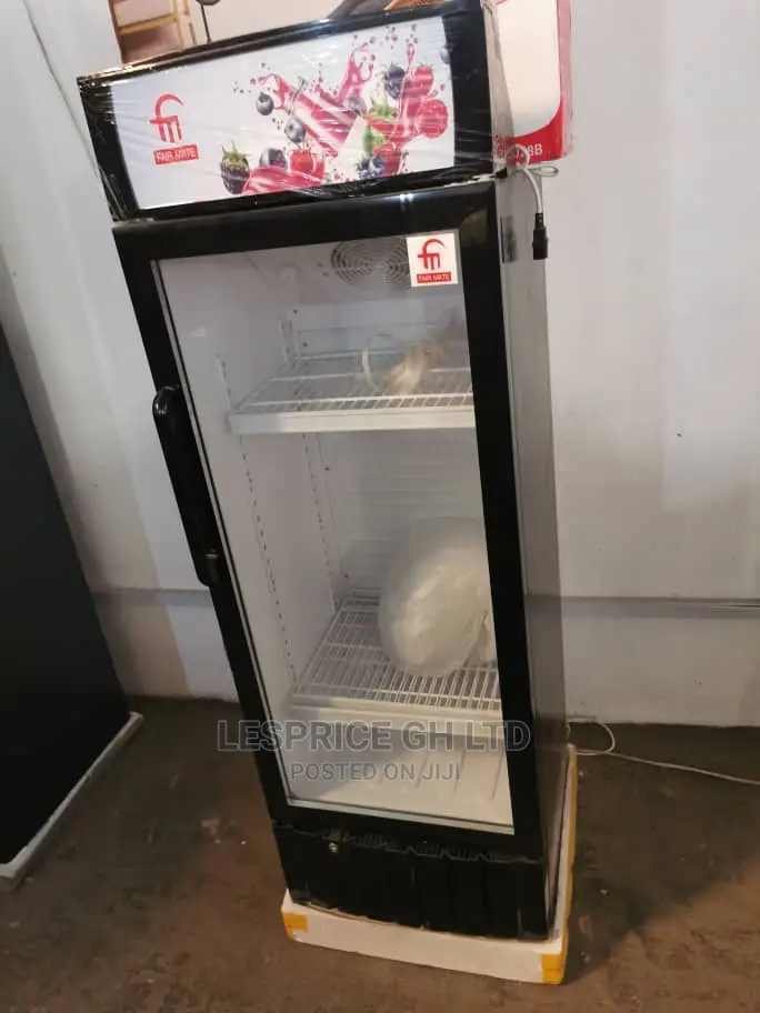 Sealed Fairmate Display Fridge 190L