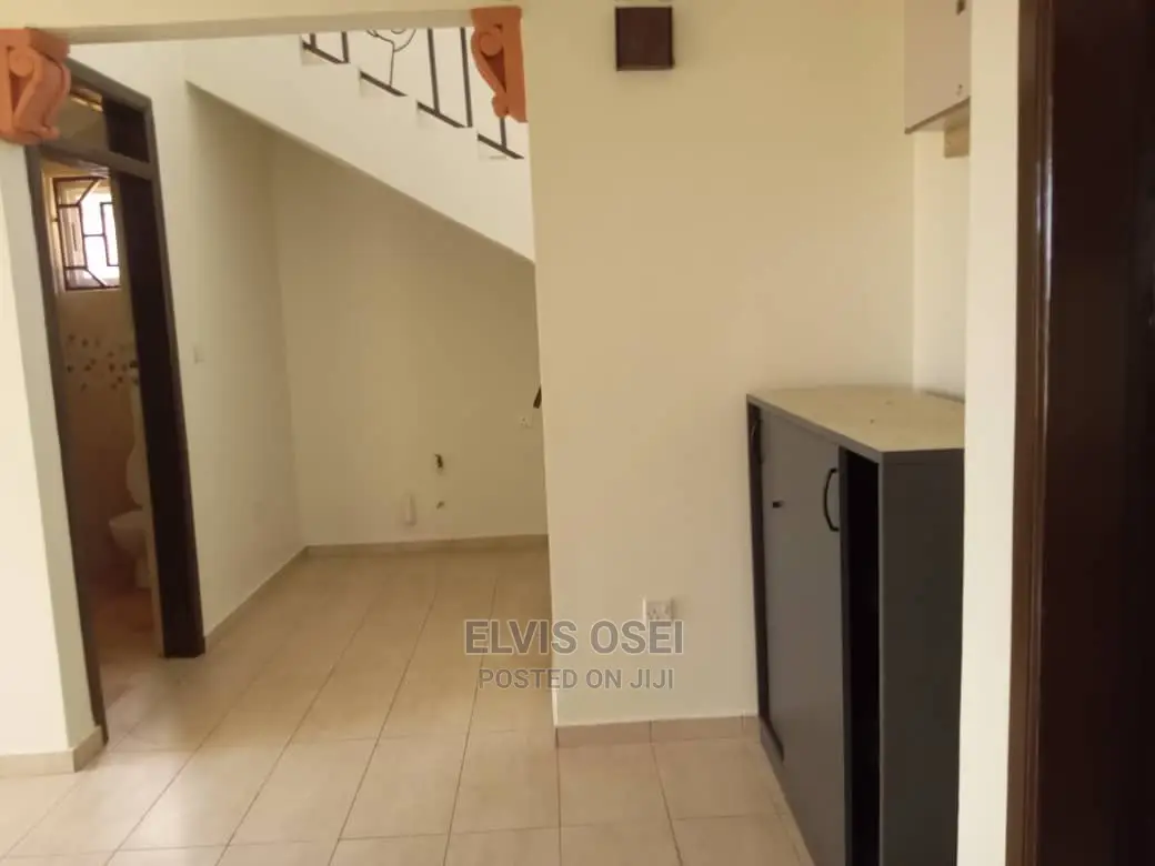3bdrm House in Acp, Pokuase for Rent