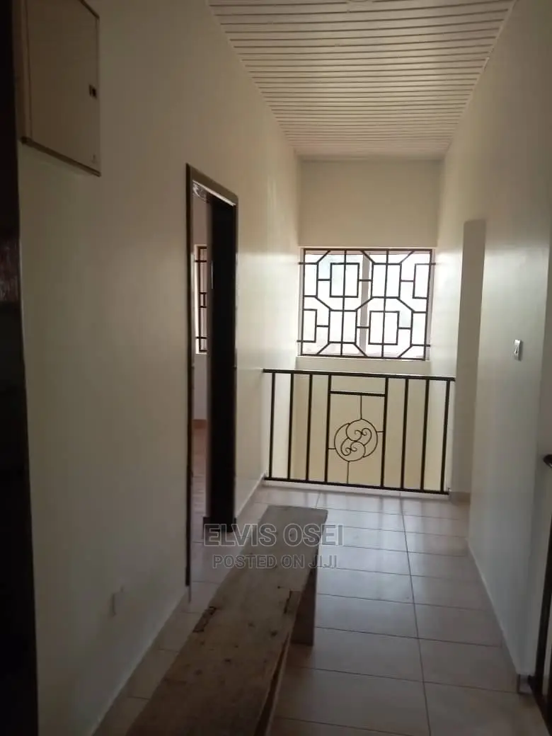 3bdrm House in Acp, Pokuase for Rent