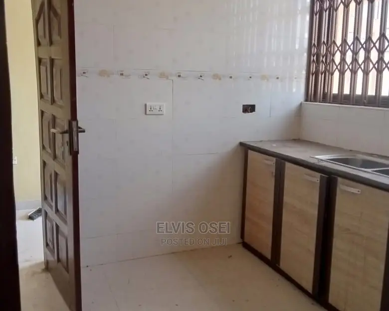 3bdrm House in Pokuase Acp for Rent