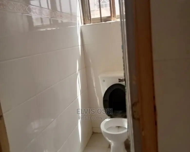 3bdrm House in Pokuase Acp for Rent
