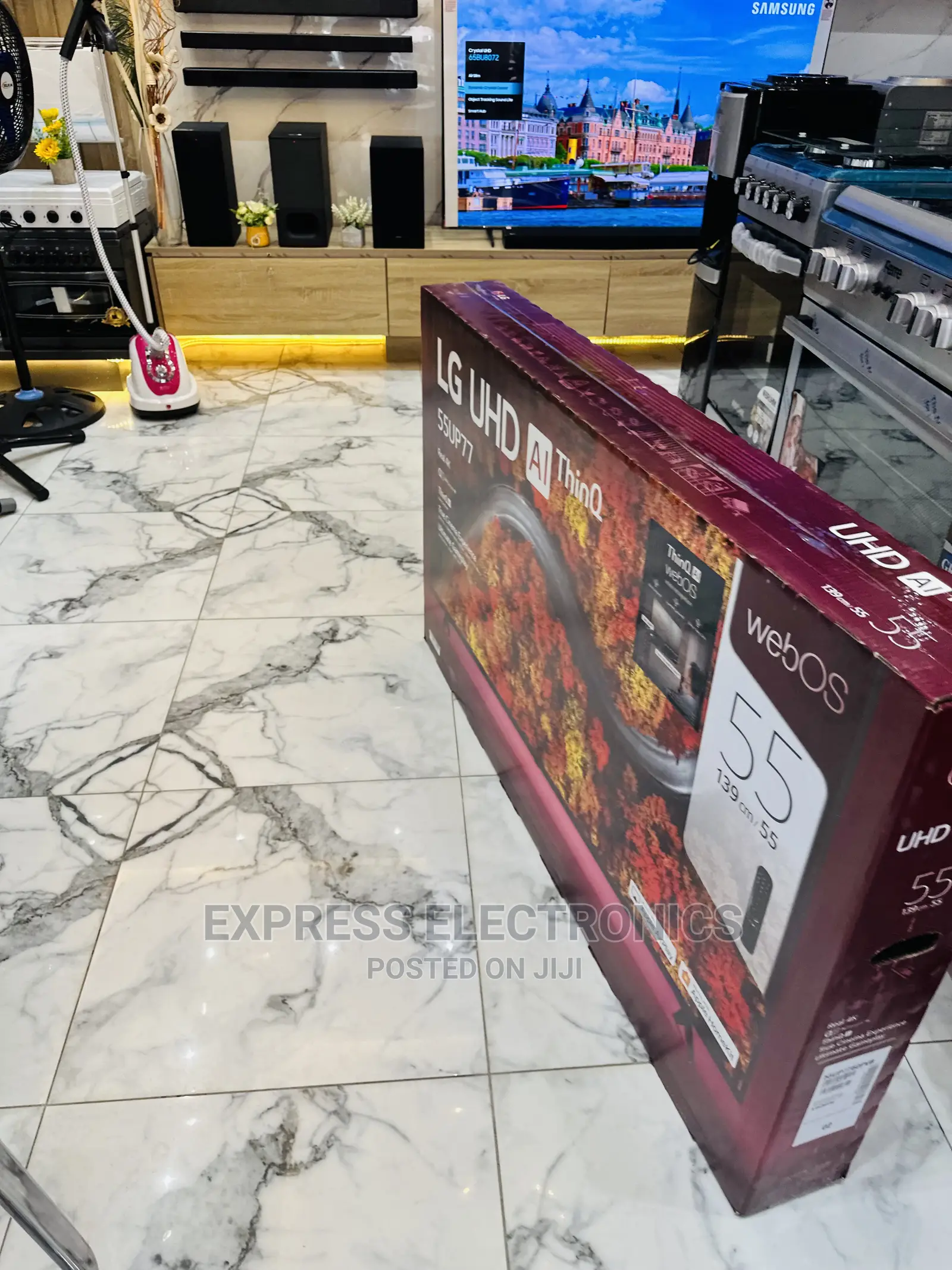 Smart Hub Sleek and Slim UHD LG UP81 55” Tv