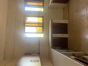3bdrm Apartment in East Airport for Rent