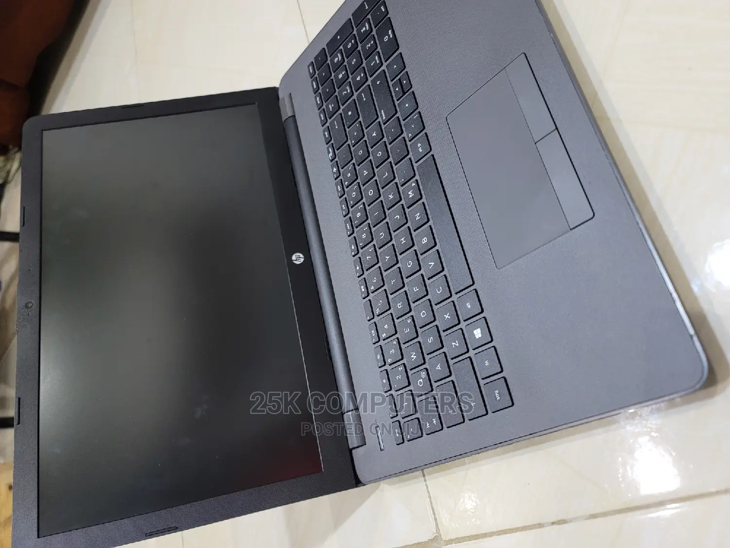 Laptop HP 255 G6 8GB AMD A6 SSD 256GB