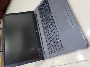 Laptop HP 255 G6 8GB AMD A6 SSD 256GB