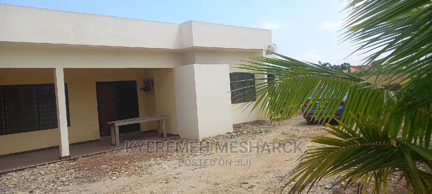 4bdrm House in Ofankor for sale