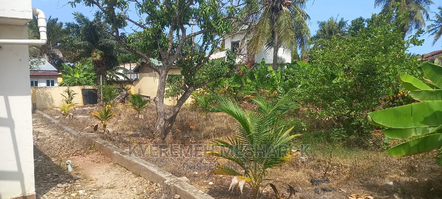 4bdrm House in Ofankor for sale