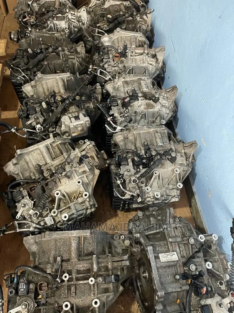 Hyundai Elantra Complete Engine With Transmission