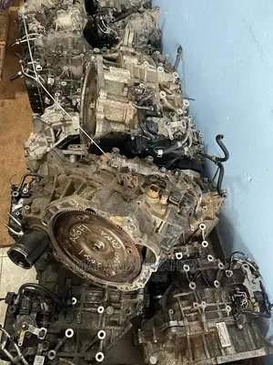 Hyundai Elantra Complete Engine With Transmission