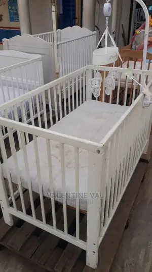 Nice Baby Bed With Lovely Design