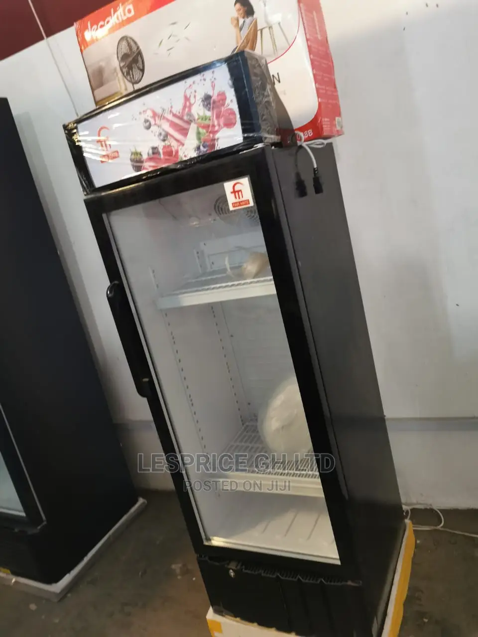 Quality Fairmate Display Fridge 190L
