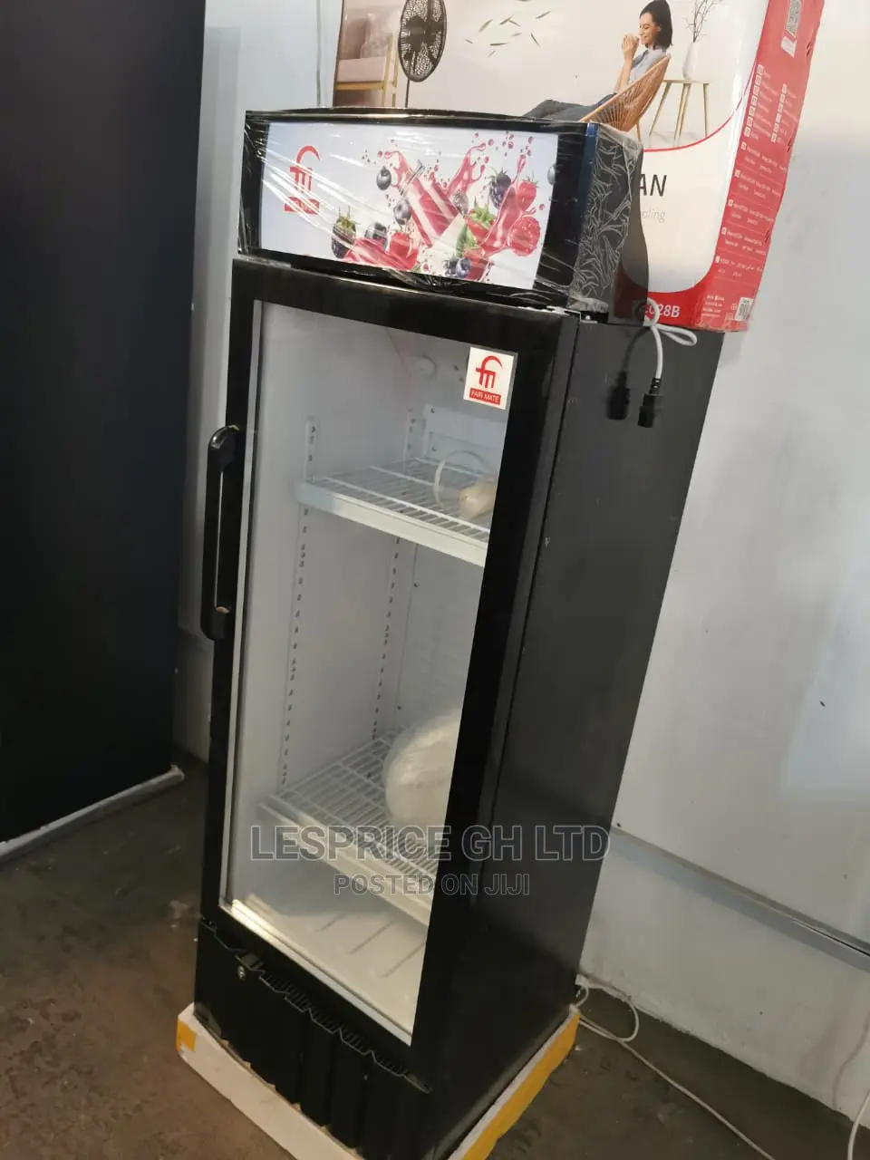 Amazing Fairmate Display Fridge 190L