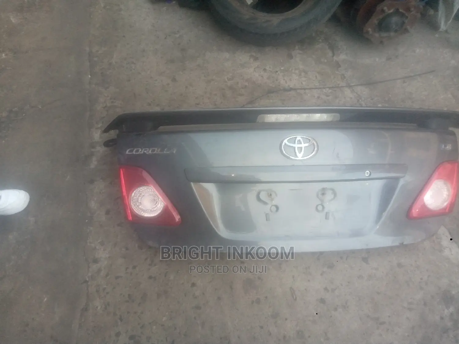 Corolla 2012 Boot