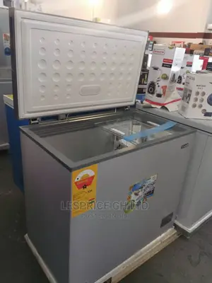 Top Neon Chest Freezer 200L