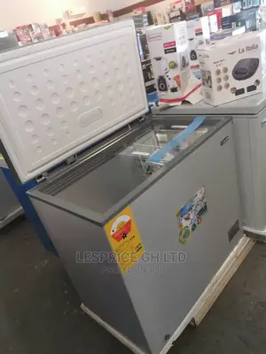 Tear Rubber Neon Chest Freezer 200L