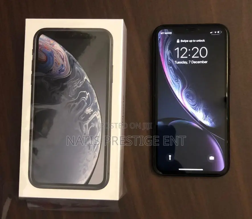 New Apple iPhone XR 256 GB Black