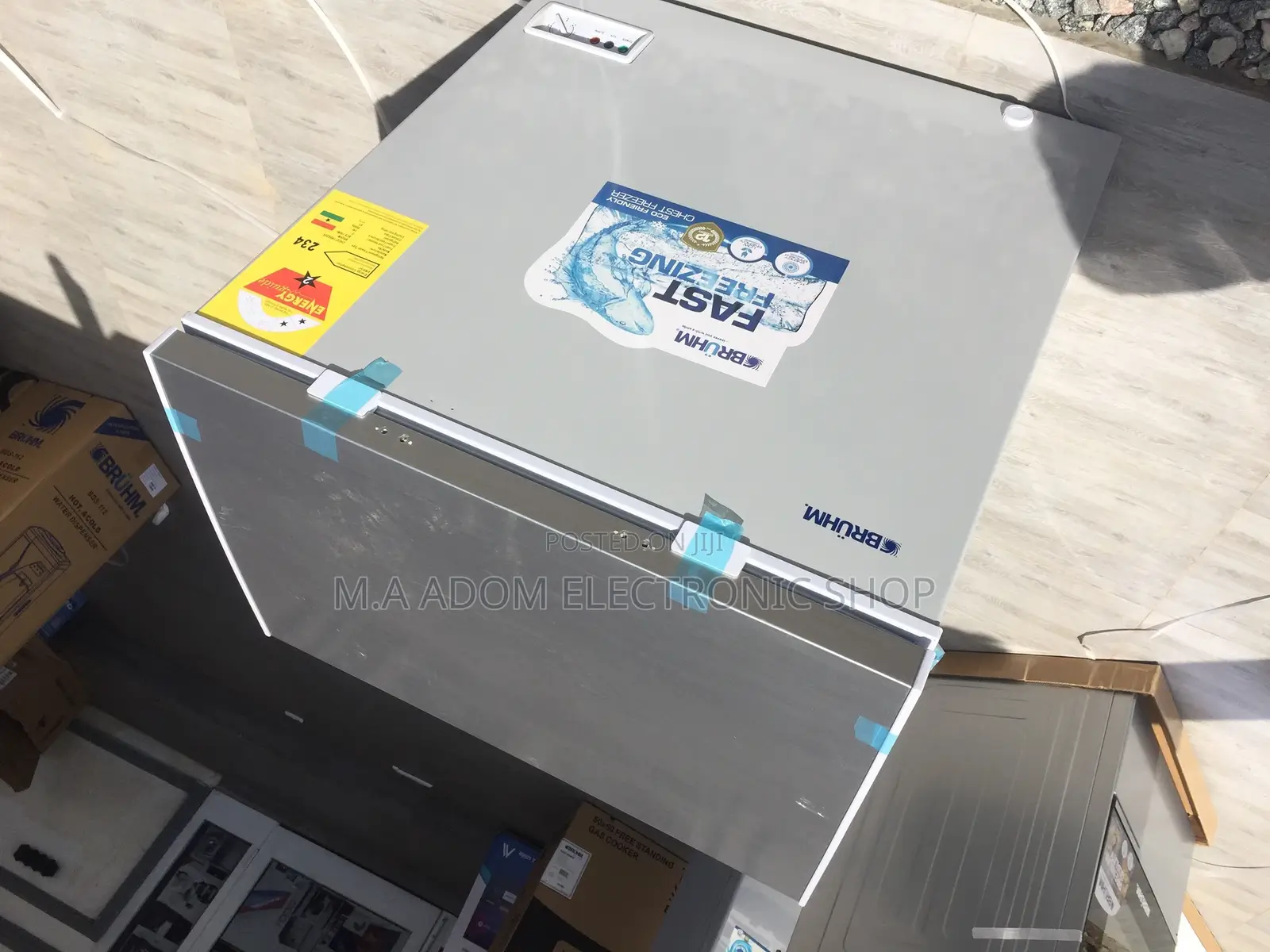 Nicely Packed Bruhm Chest Freezer Fast Cooling 150L