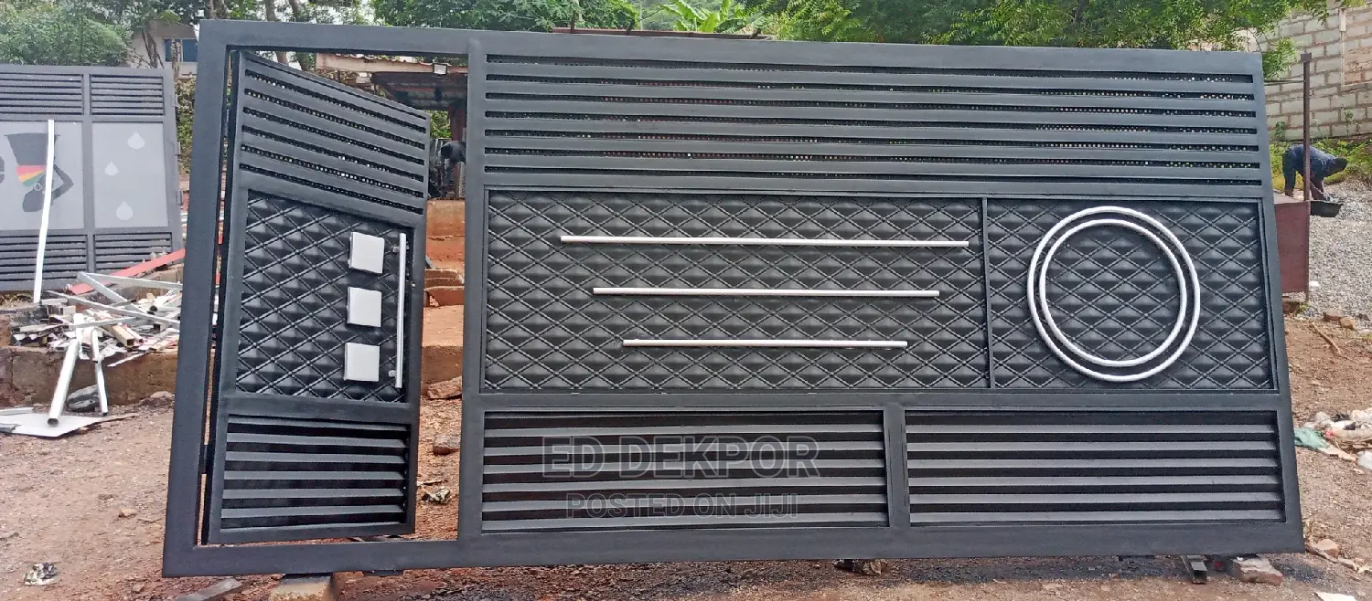 Zr Metal Gate