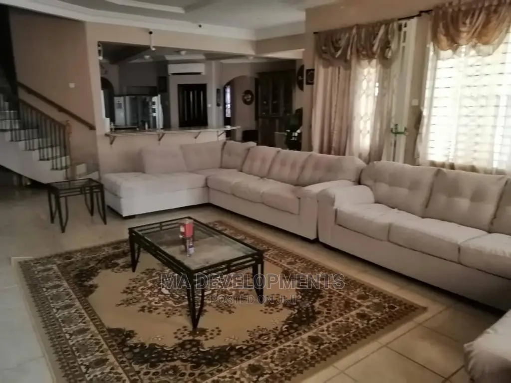 Furnished 9bdrm Villa in Ma Developments, Sunyani Municipal for Sale
