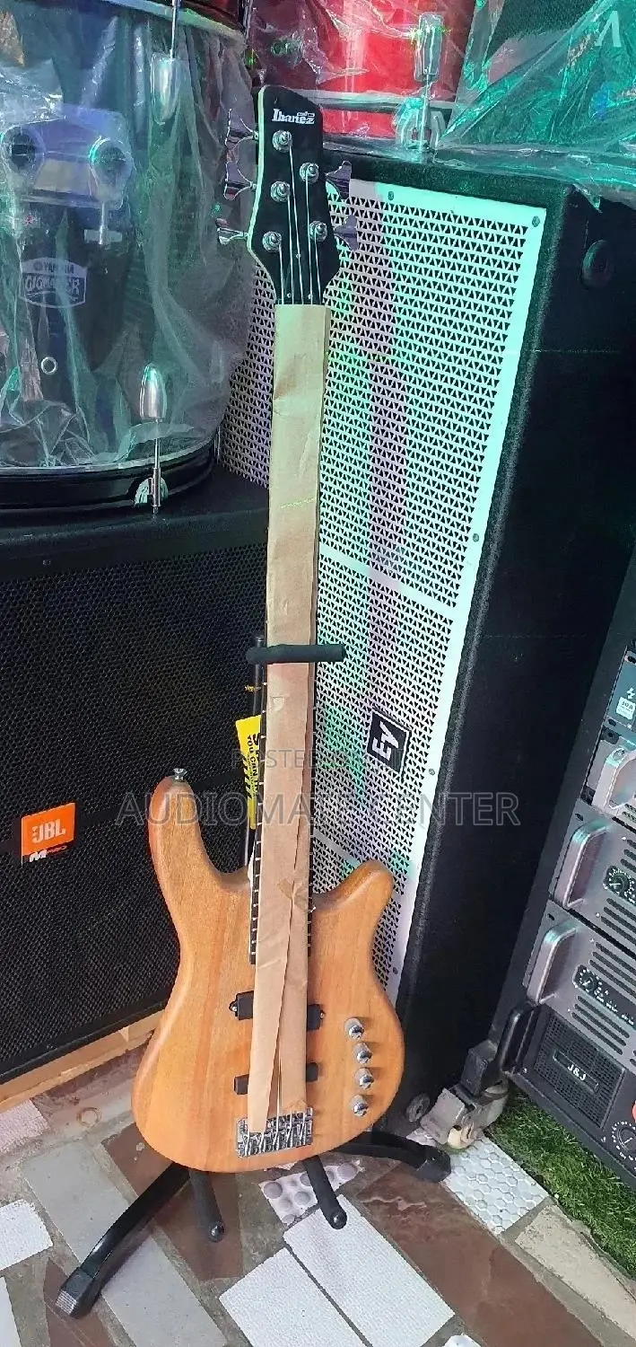 Ibanez Bass Guiter