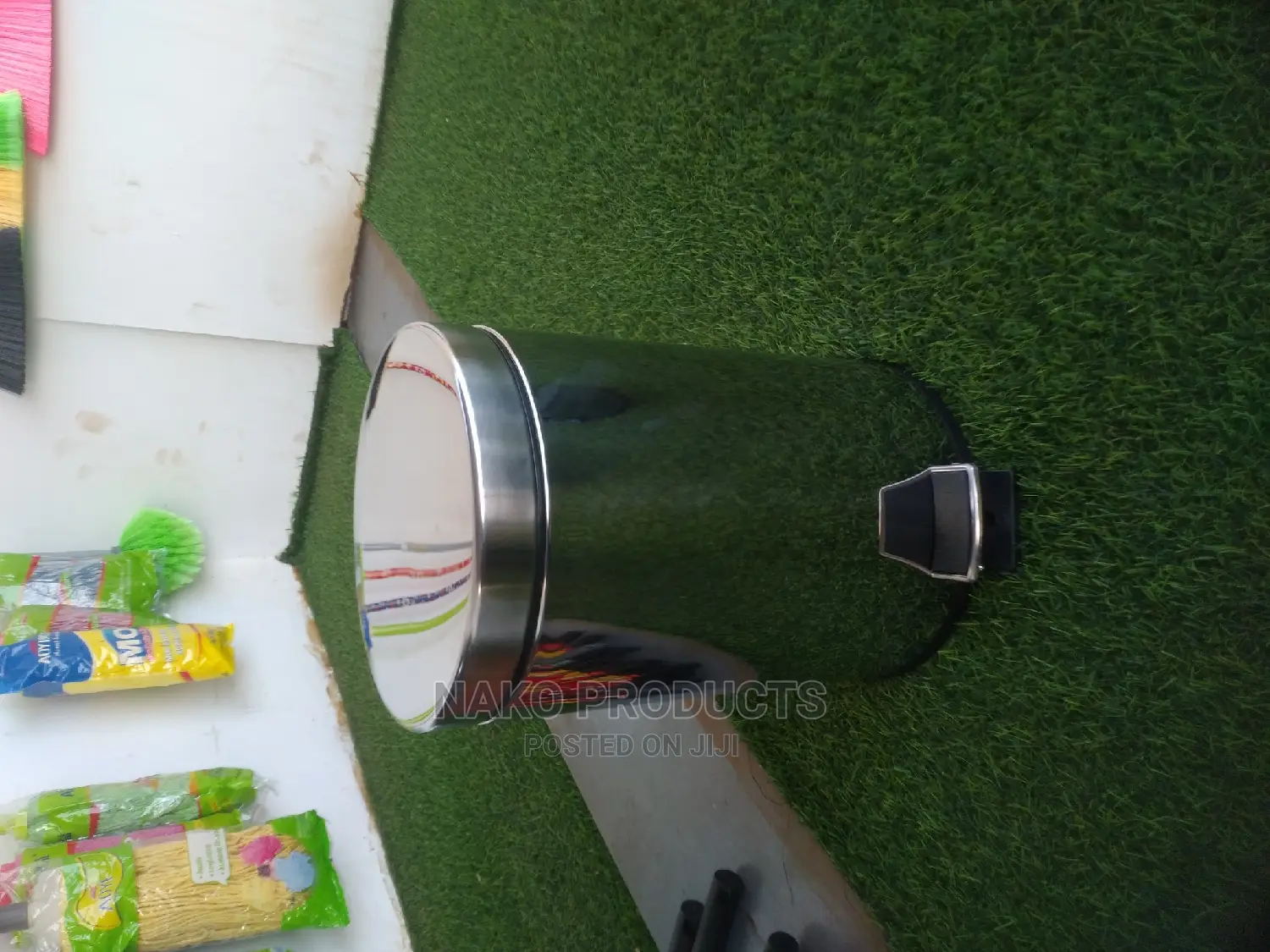 Stainless Steel Chrome Pedal Dustbin 8litres