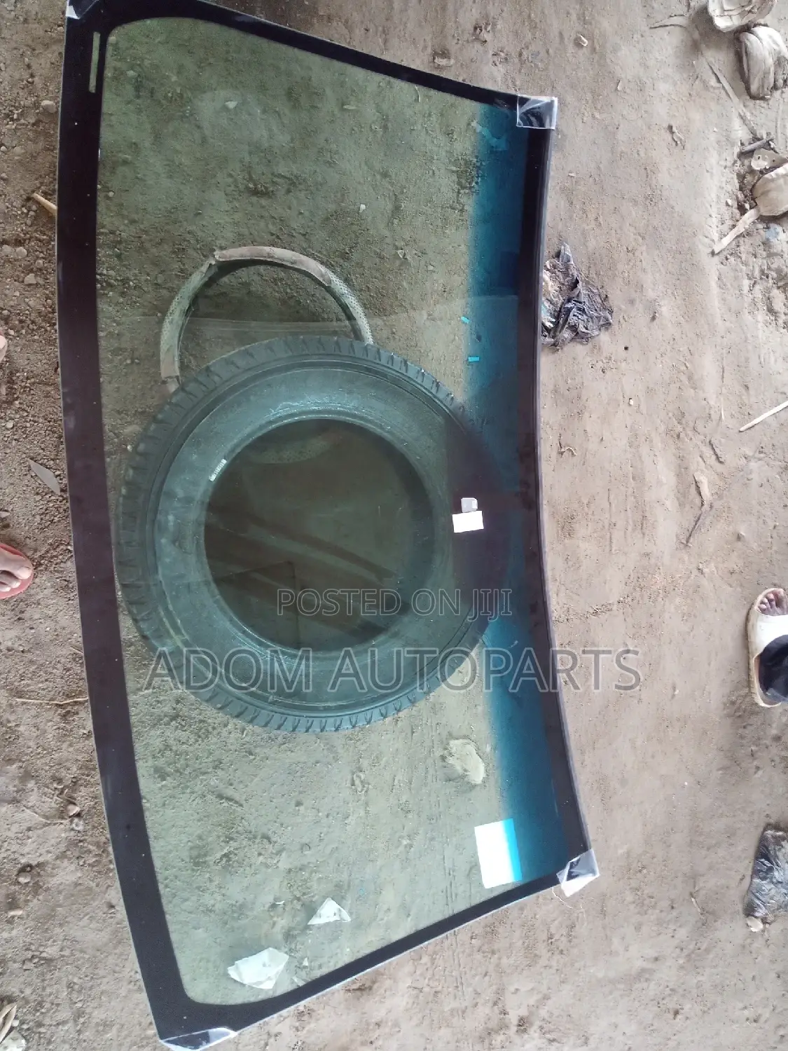Toyota Land Cruiser V8 Windscreen