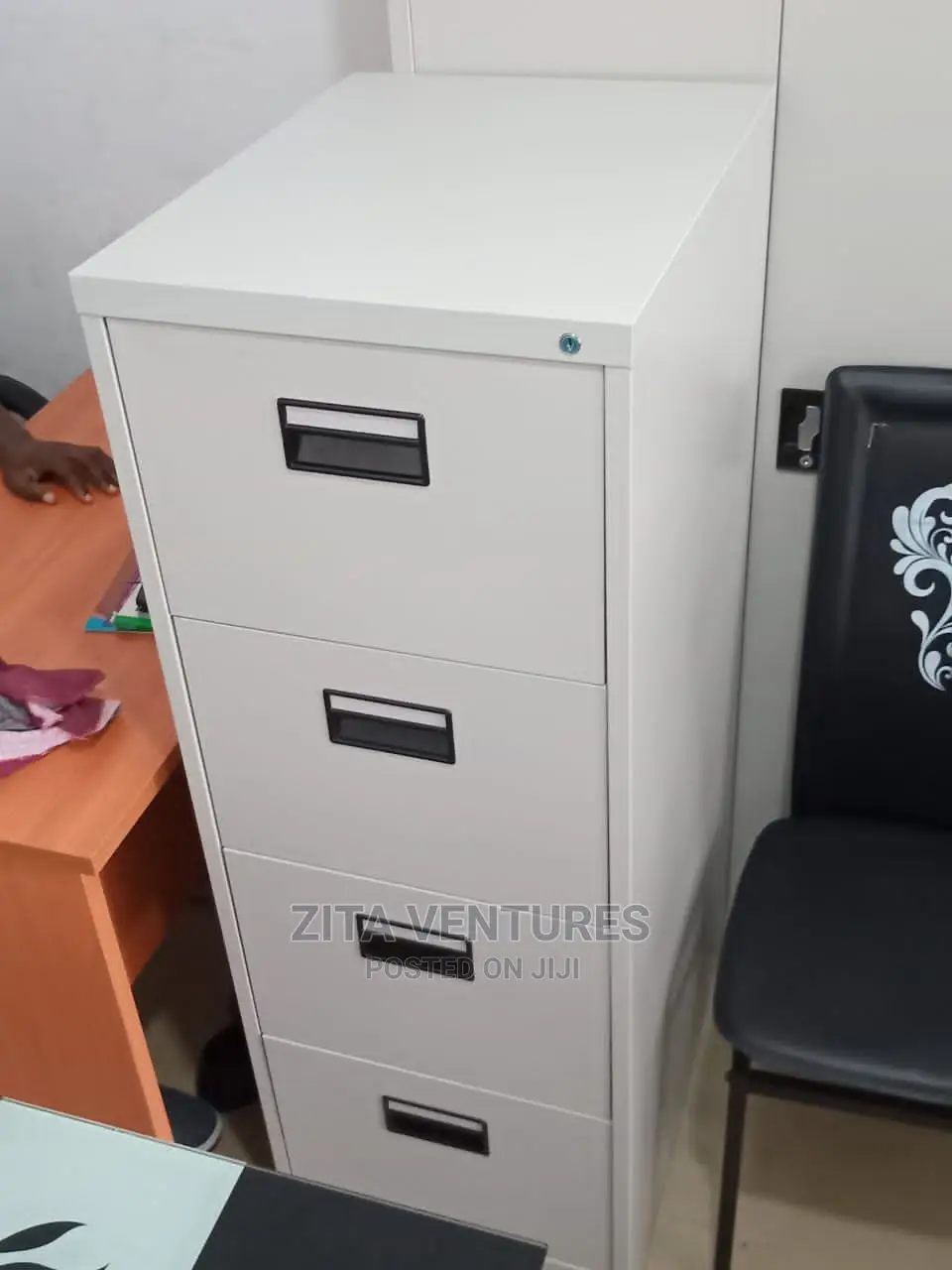 Metal Drawer