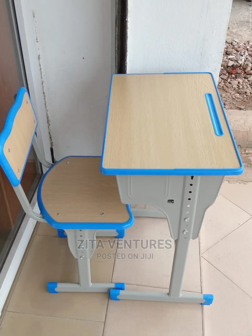 Students Desk