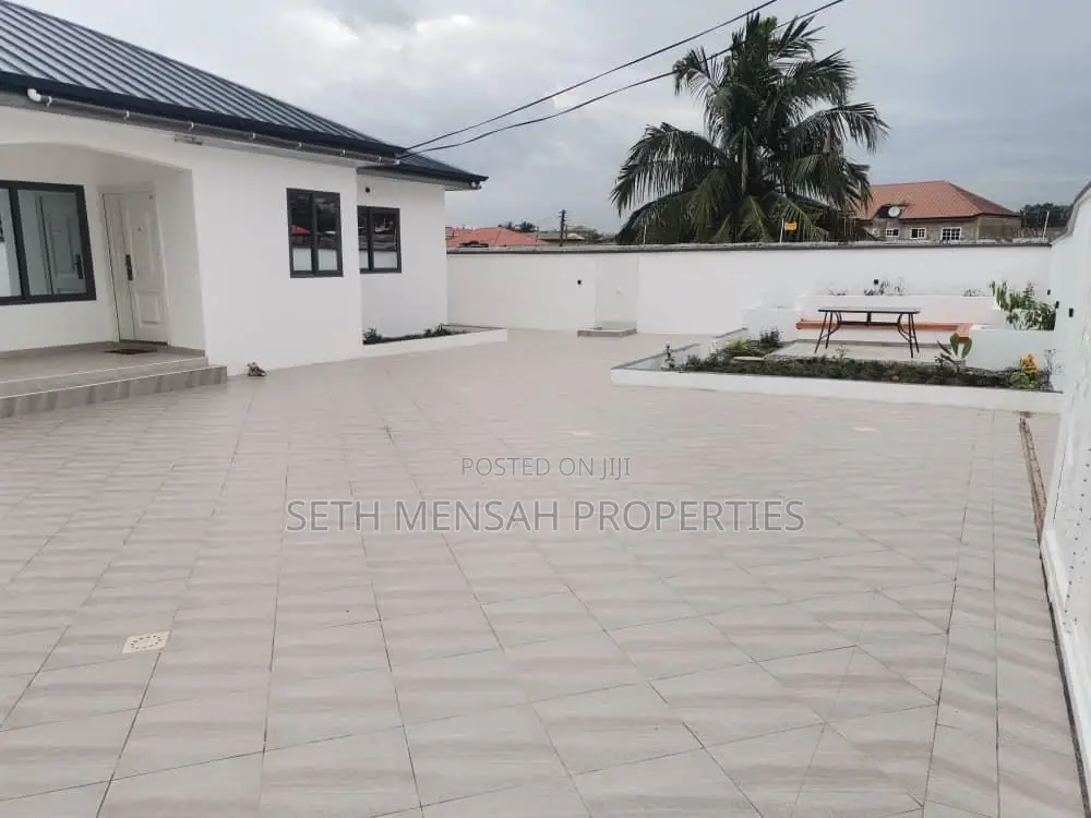 3bdrm Bungalow in Taifa-Burkina for Sale
