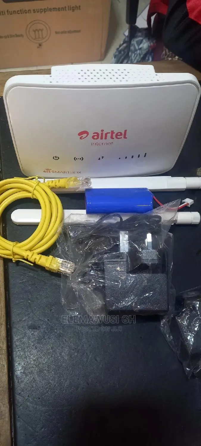 4G Universal Router (Rechargeable)