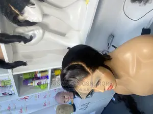 Pixie Cut With Closure