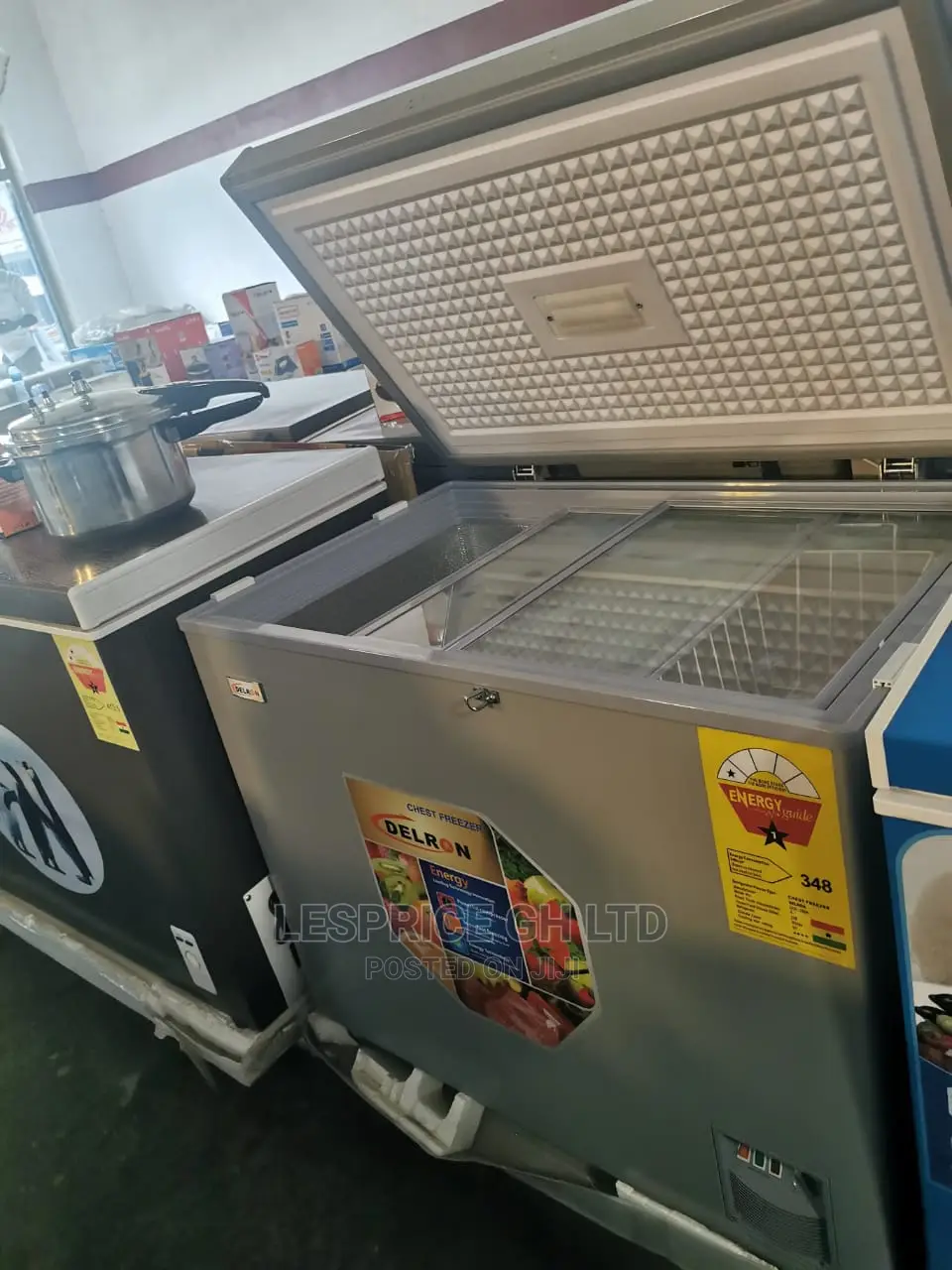 Original Delron Chest Freezer 258L