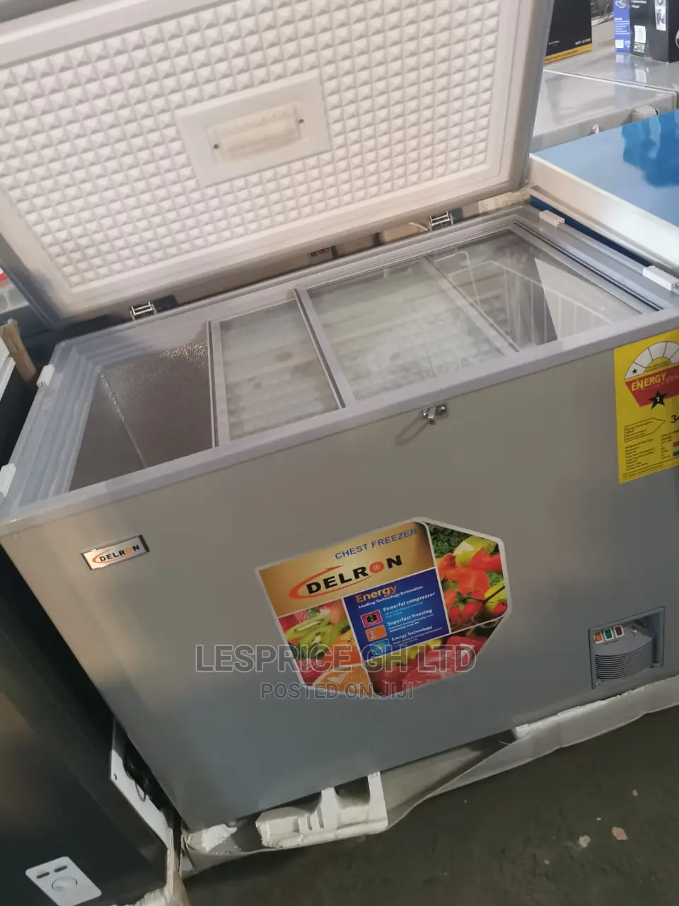 Fascinating Delron Chest Freezer 258L
