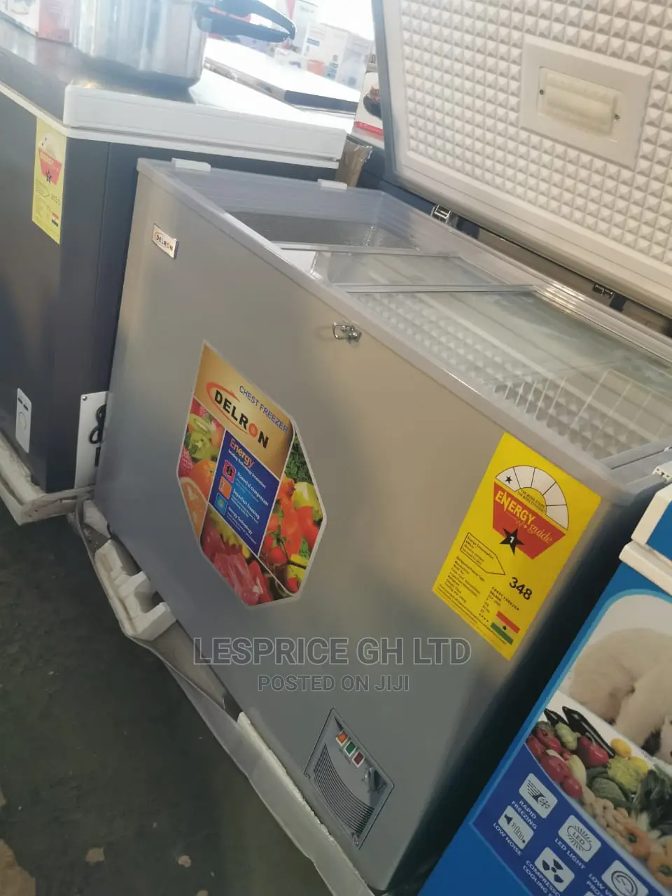 Fresh Delron Chest Freezer 258L