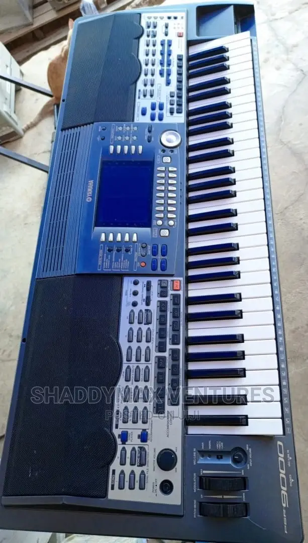 Yamaha PSR 9000 Keyboard