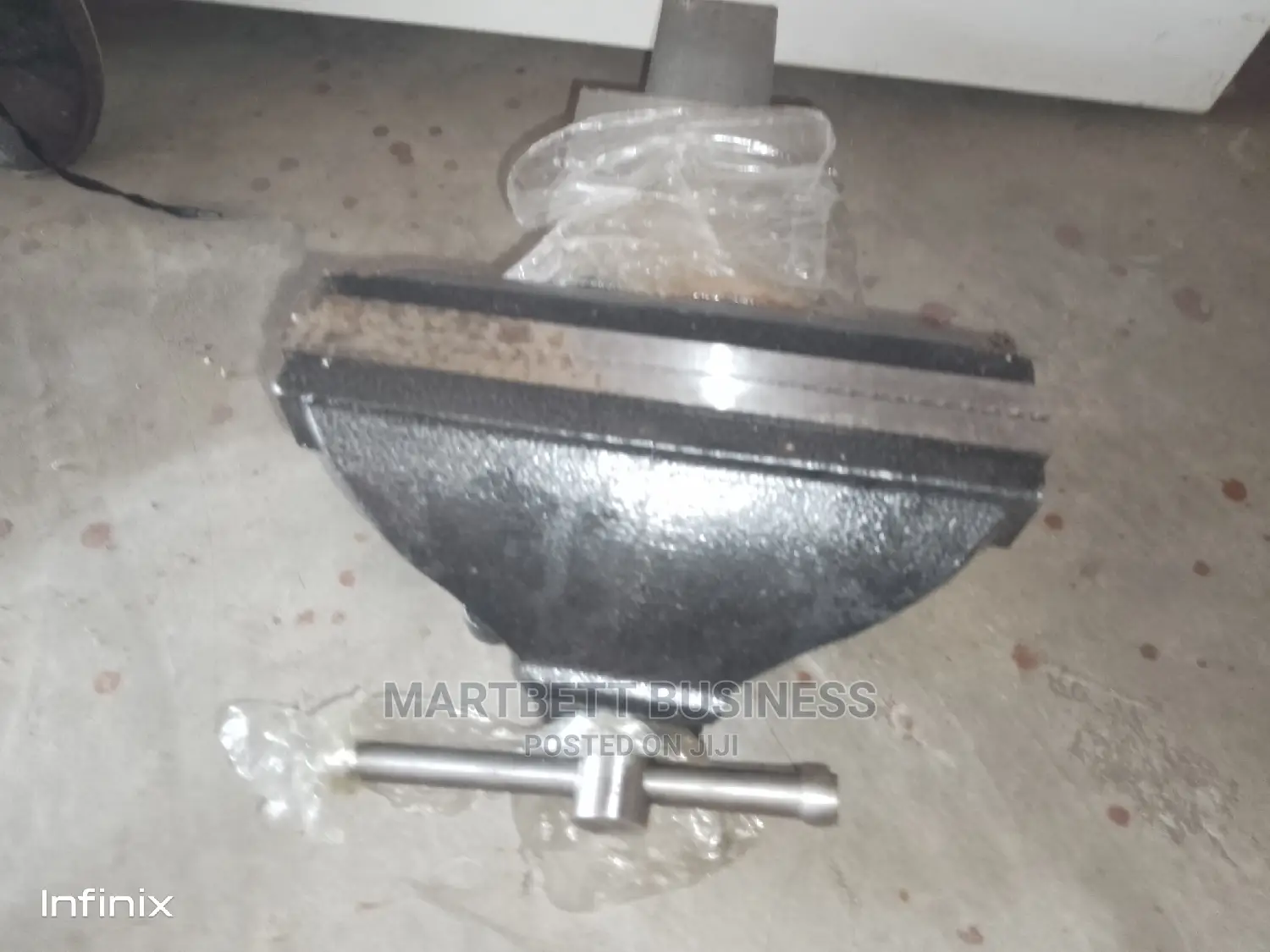 6" Bench Vice