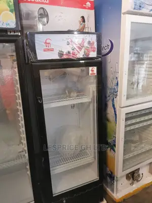 Durable Fairmate Display Fridge 190L