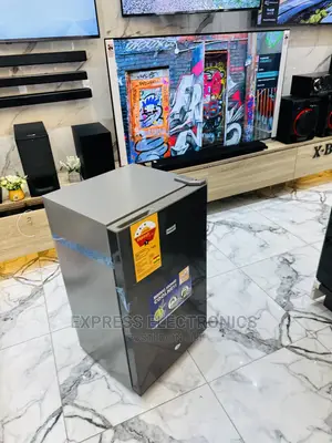Ultra Fast Cooling Table Top Fridge Single Door Nasco