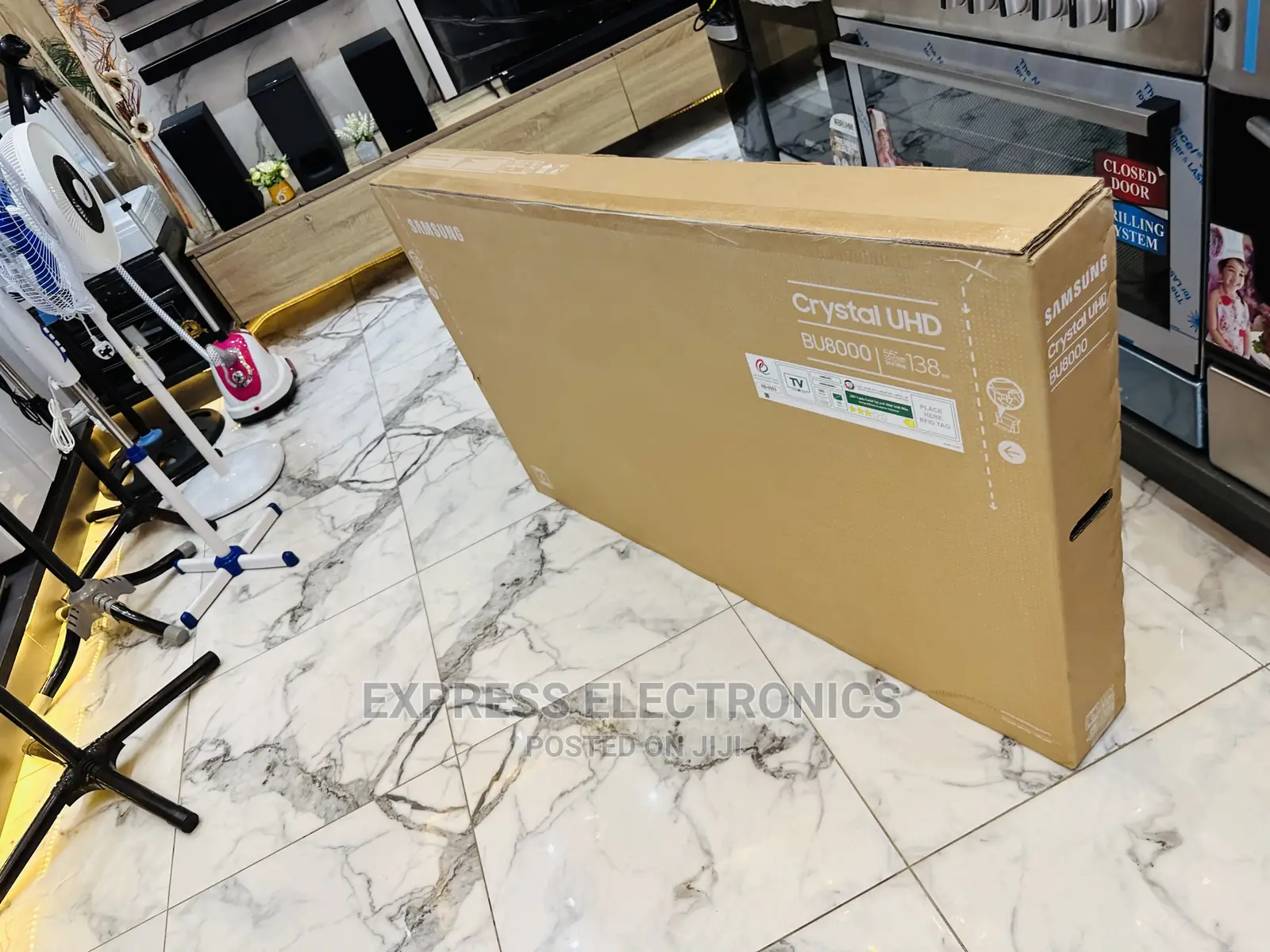 Samsung Dynamic Crystal Color UHD 55”Bu8000 Smart Tv