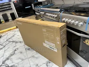 Au7000 55”UHD Object Tracking Sound Lite Samsung Tv