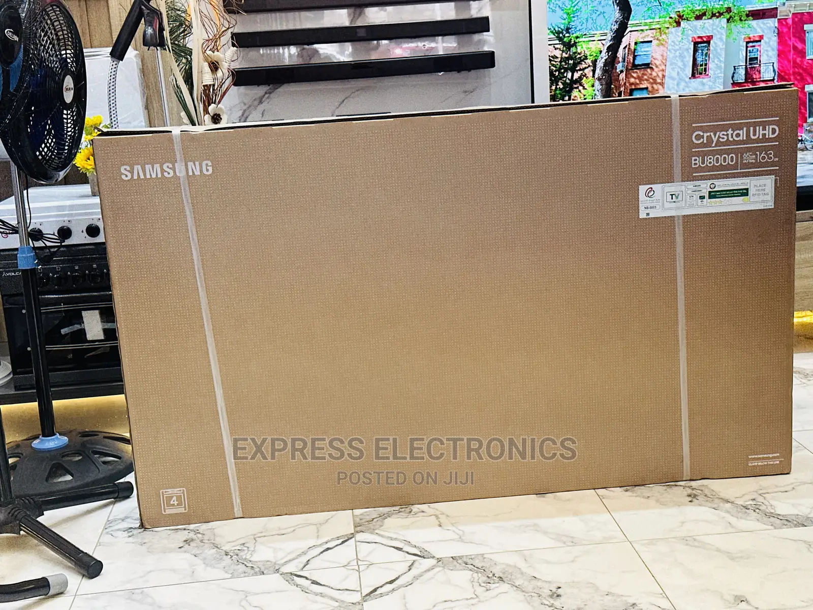 Dynamic Crystal Display UHD Smart Samsung Bu8000 65”