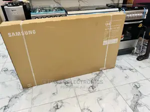Dynamic Range Crystal Color UHD Smart Samsung 65”Au7000
