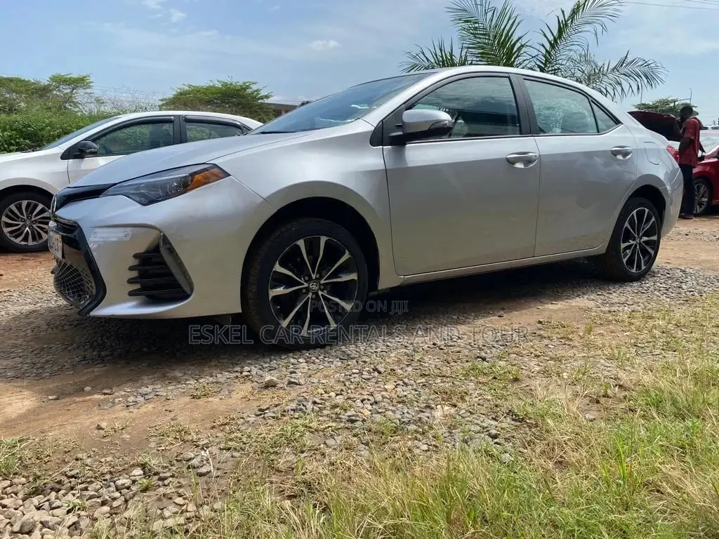 Saloon Cars, Corolla and Elantra for Rent Comes With a Driver