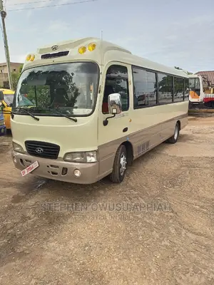 Hyundai County 2011 Grey