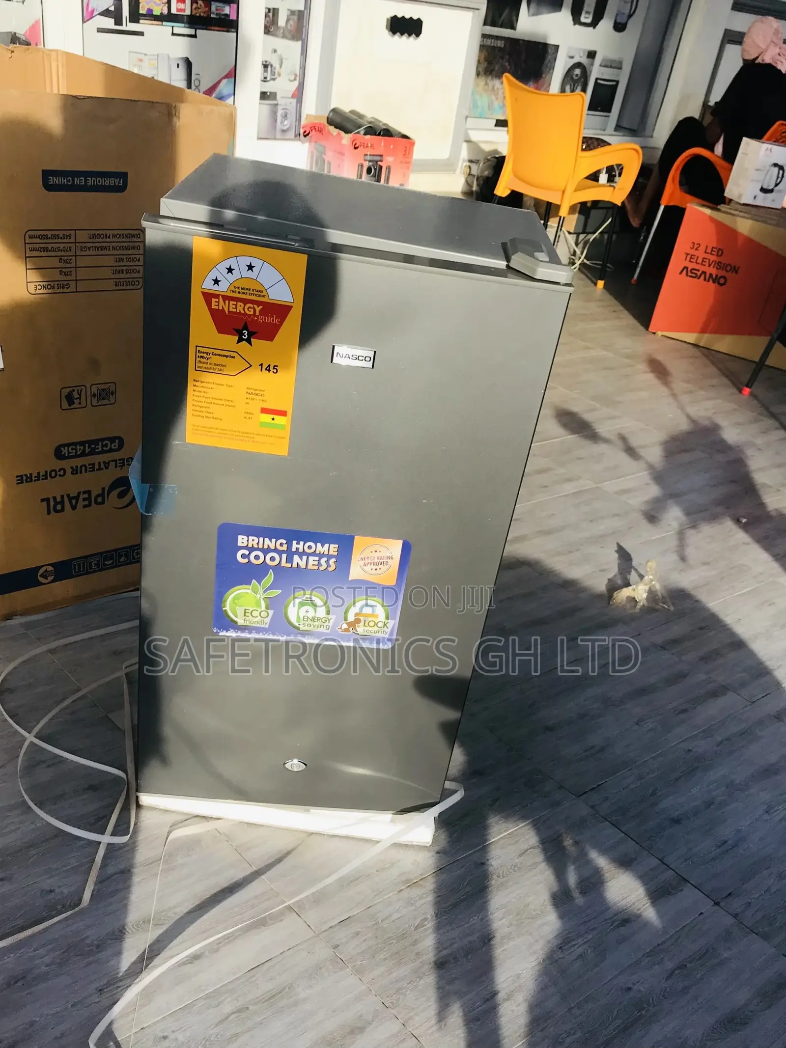 DF1-11SK Nasco 84litre Table Top Refrigerator